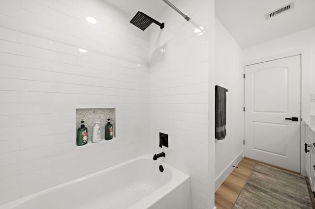 4903 Candleglow Drive, Houston, TX 77018