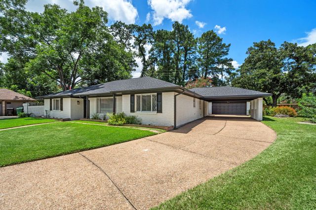 4903 Candleglow Drive, Houston, TX 77018