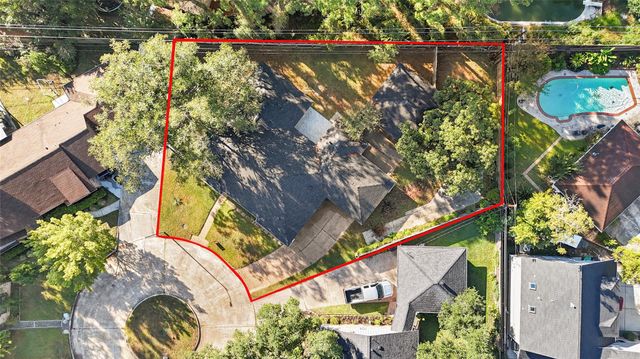 4903 Candleglow Drive, Houston, TX 77018