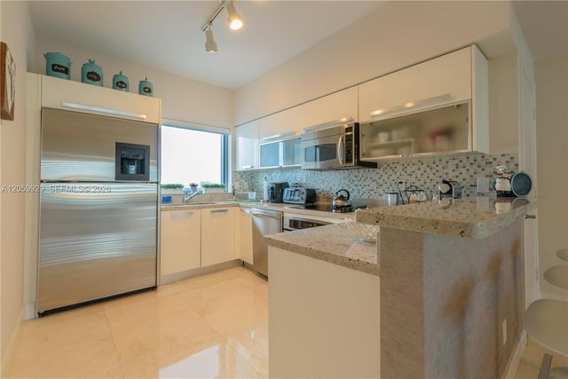 601 NE 36th Street 2507, Miami, FL 33137