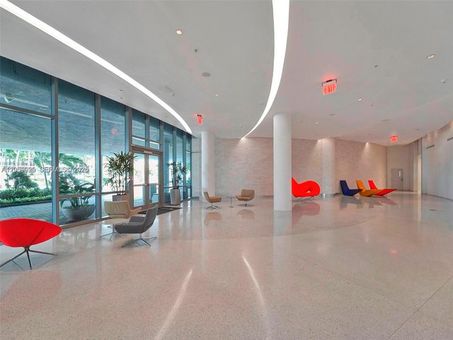 601 NE 36th Street 2507, Miami, FL 33137