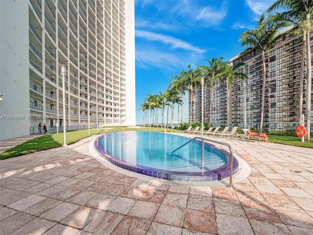 601 NE 36th Street 2507, Miami, FL 33137