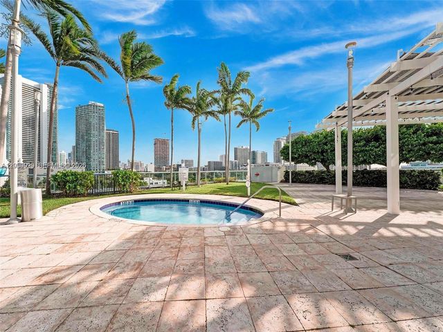 601 NE 36th Street 2507, Miami, FL 33137