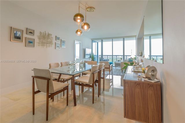 601 NE 36th Street 2507, Miami, FL 33137