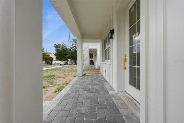 1514 WILSON AVENUE, Orlando, FL 32804