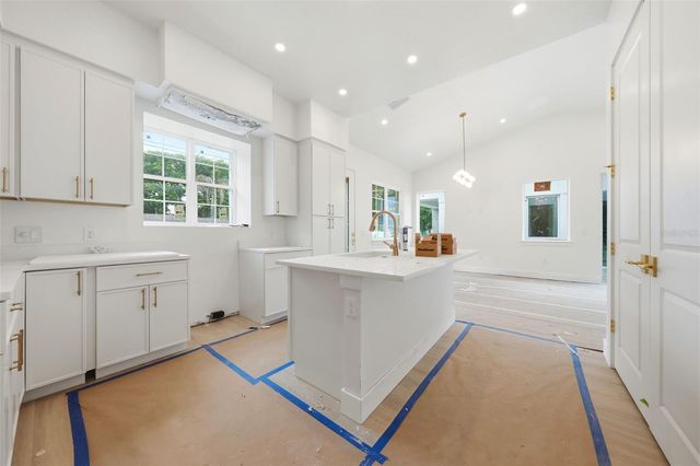 1514 WILSON AVENUE, Orlando, FL 32804