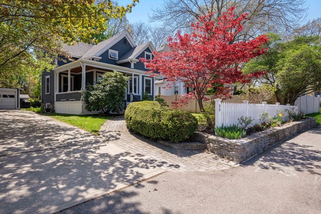 98 West Street, Braintree, MA 02184