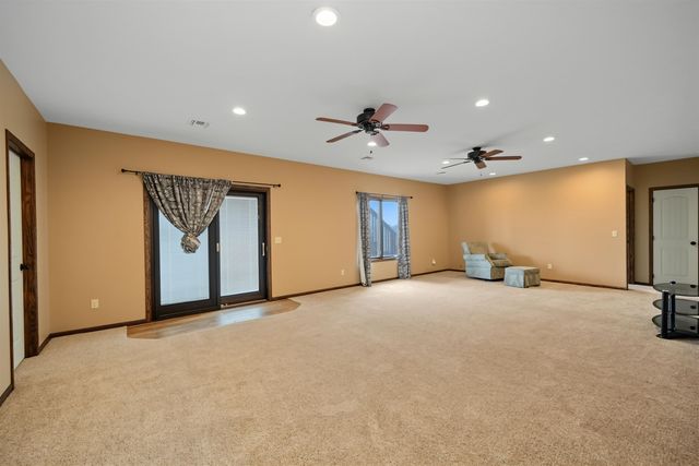 5000 N Streckfus Trail, Salina, KS 67401