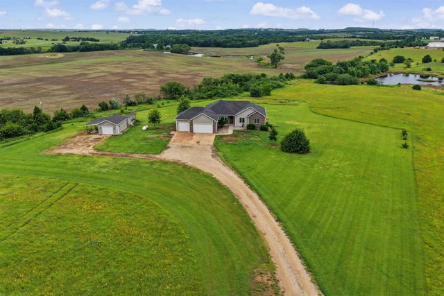5000 N Streckfus Trail, Salina, KS 67401