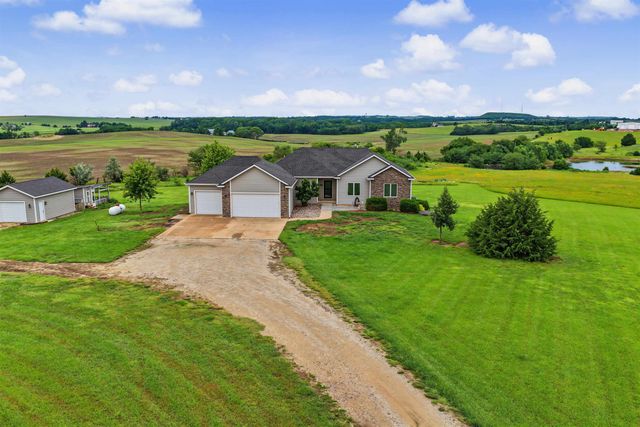 5000 N Streckfus Trail, Salina, KS 67401