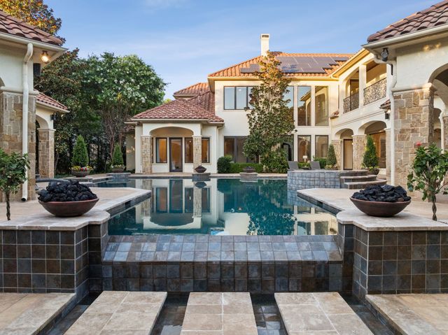 855 Harbor Court, Southlake, TX 76092