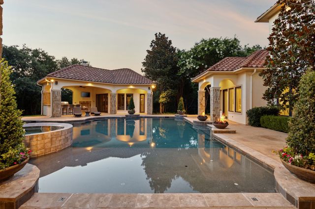 855 Harbor Court, Southlake, TX 76092