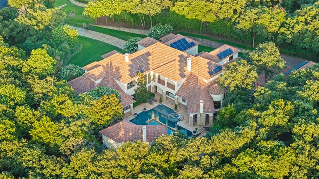 855 Harbor Court, Southlake, TX 76092