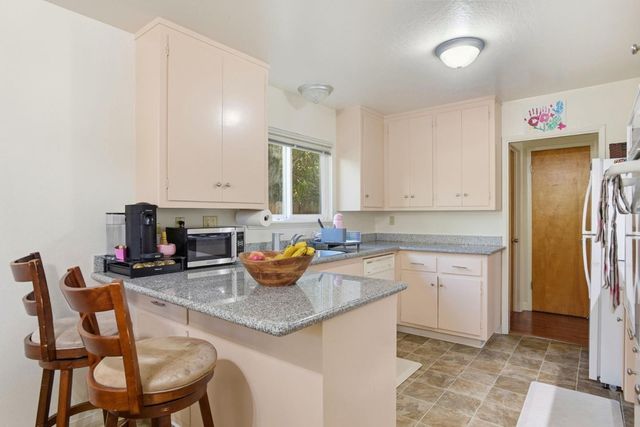 503 W Fox Court, Redwood City, CA 94061