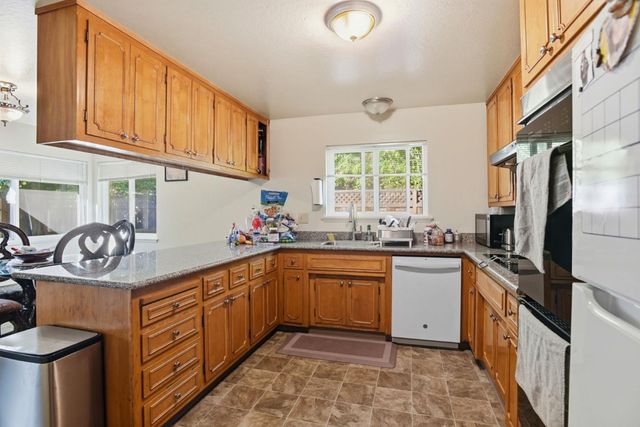 503 W Fox Court, Redwood City, CA 94061