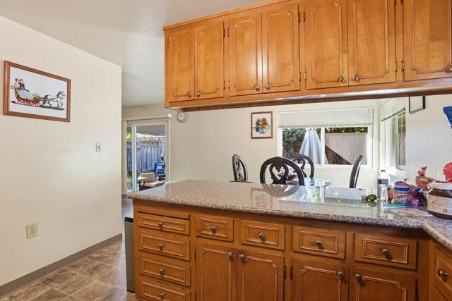 503 W Fox Court, Redwood City, CA 94061