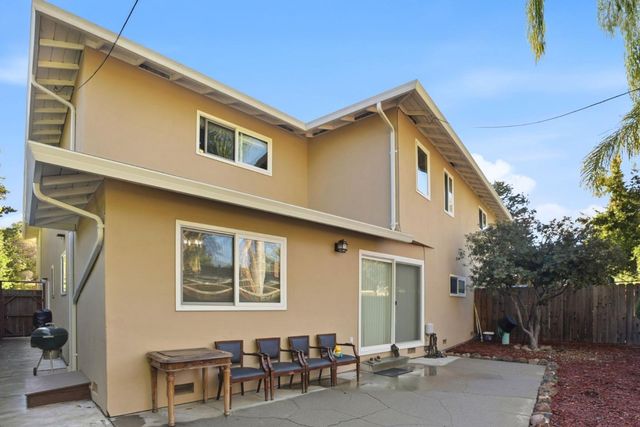 503 W Fox Court, Redwood City, CA 94061