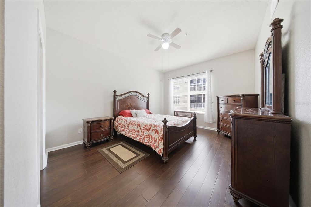 Image 16 of property listing at 3001 LAUREL RUN LANE 204, Kissimmee, FL 34741