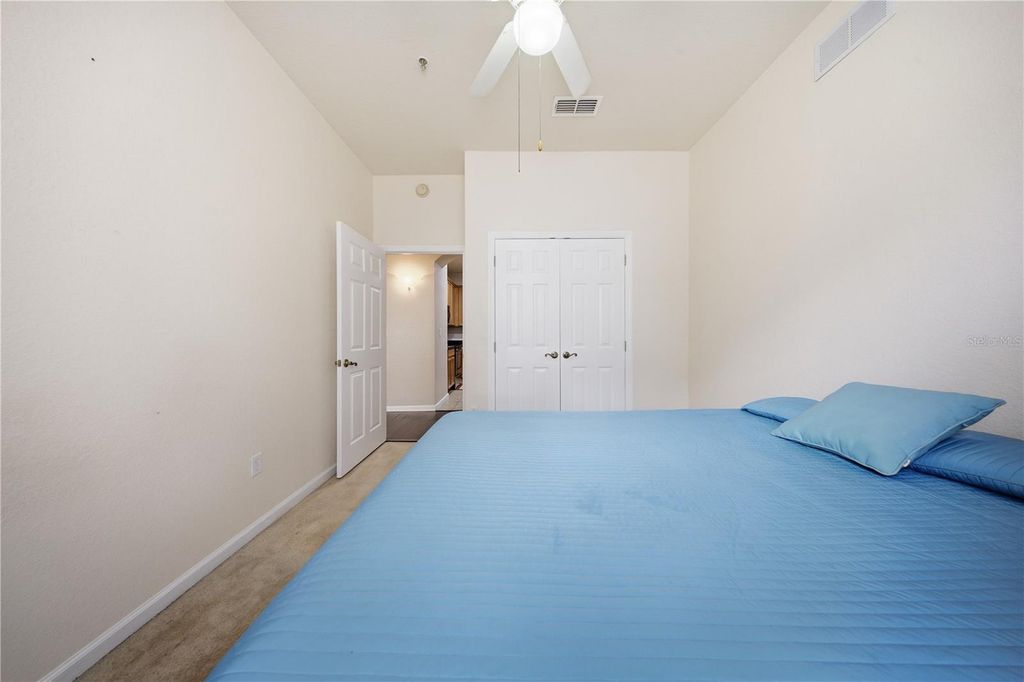 Image 25 of property listing at 3001 LAUREL RUN LANE 204, Kissimmee, FL 34741