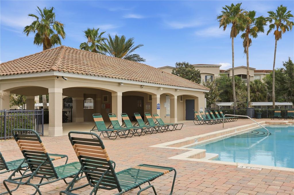 Image 30 of property listing at 3001 LAUREL RUN LANE 204, Kissimmee, FL 34741