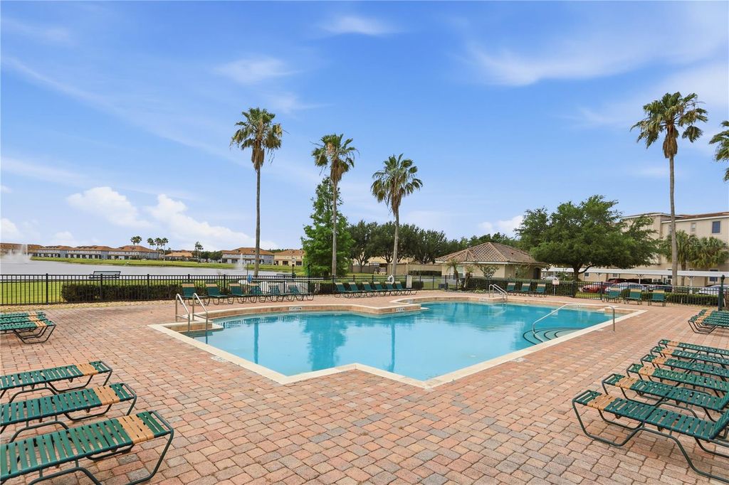 Image 33 of property listing at 3001 LAUREL RUN LANE 204, Kissimmee, FL 34741