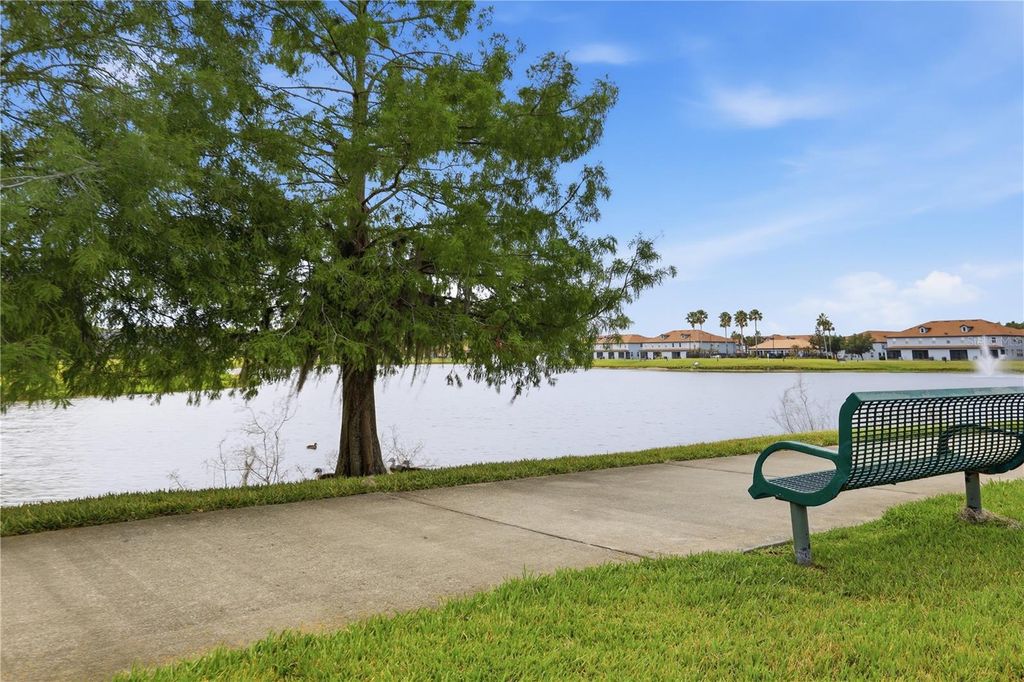 Image 35 of property listing at 3001 LAUREL RUN LANE 204, Kissimmee, FL 34741