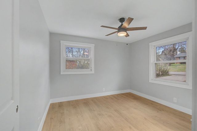 534 Rosewood Dr, Clarksville, TN 37043