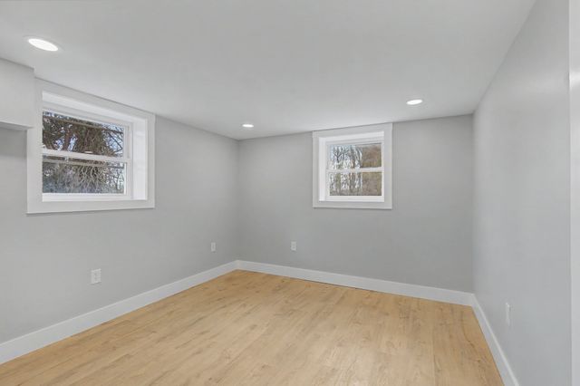 534 Rosewood Dr, Clarksville, TN 37043