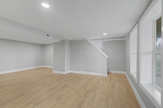 534 Rosewood Dr, Clarksville, TN 37043