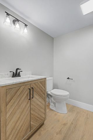 534 Rosewood Dr, Clarksville, TN 37043