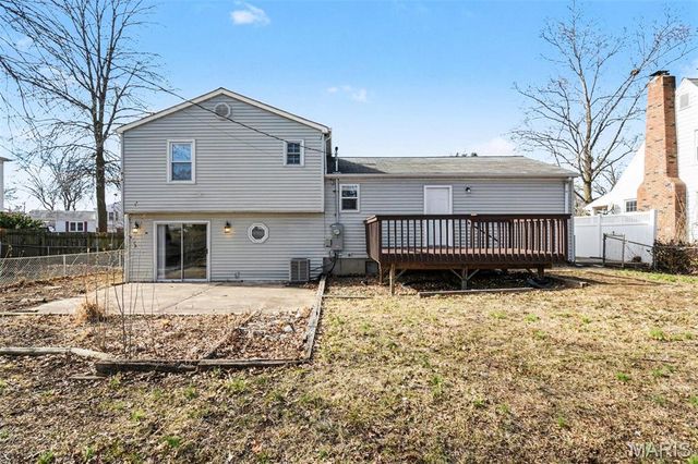 90 Brightmoor Drive, Florissant, MO 63033