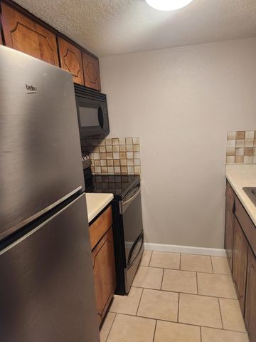 8333 Comanche Road NE 12C, Albuquerque, NM 87110