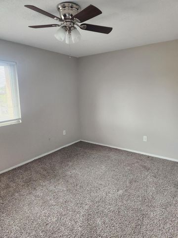 8333 Comanche Road NE 12C, Albuquerque, NM 87110