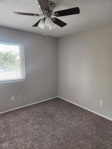 8333 Comanche Road NE 12C, Albuquerque, NM 87110