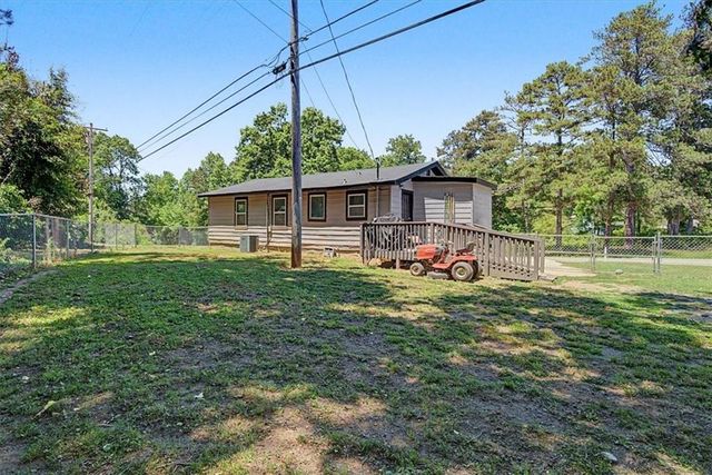 290 Dock Hyde Road, Carrollton, GA 30116