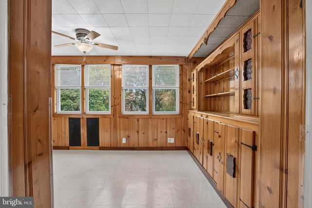 7057 GUILFORD RD, Upper Darby, PA 19082