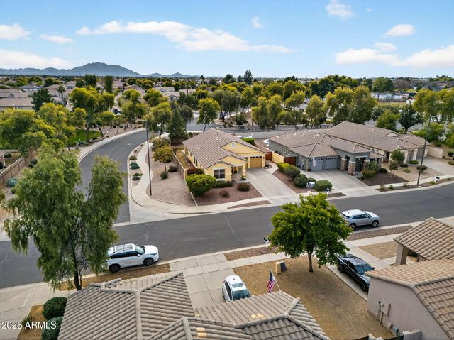 3239 E ELGIN Street, Gilbert, AZ 85295