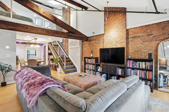 1202 Main Street, Cincinnati, OH 45202