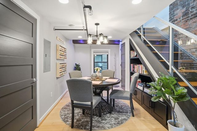 1202 Main Street, Cincinnati, OH 45202
