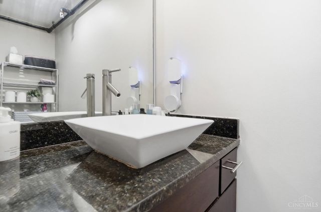 1202 Main Street, Cincinnati, OH 45202