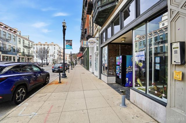 1202 Main Street, Cincinnati, OH 45202