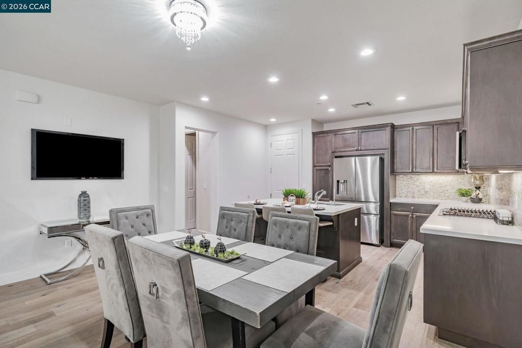 Image 7 of property listing at 6260 Main Branch Rd, San Ramon, CA 94582