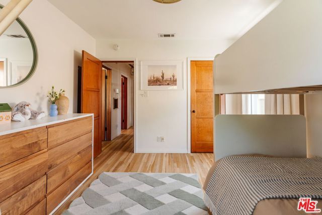 13932 Hamlin Street, Los Angeles, CA 91401