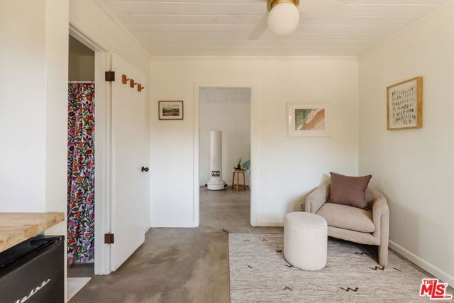 13932 Hamlin Street, Los Angeles, CA 91401