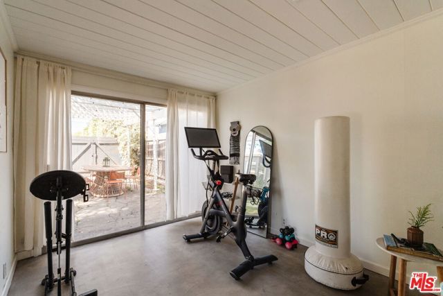 13932 Hamlin Street, Los Angeles, CA 91401