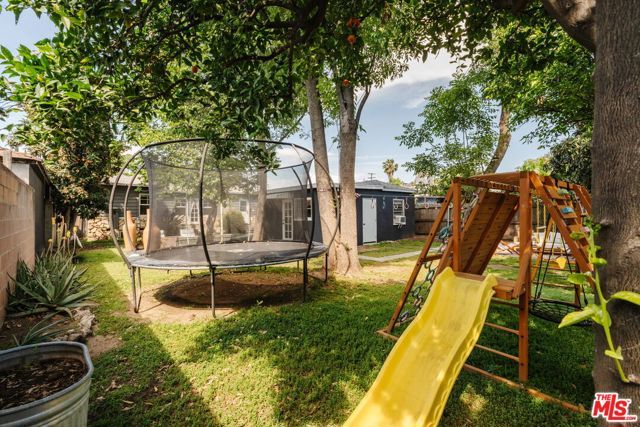 13932 Hamlin Street, Los Angeles, CA 91401