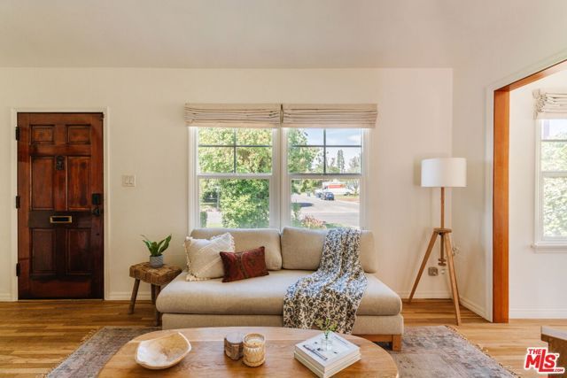 13932 Hamlin Street, Los Angeles, CA 91401