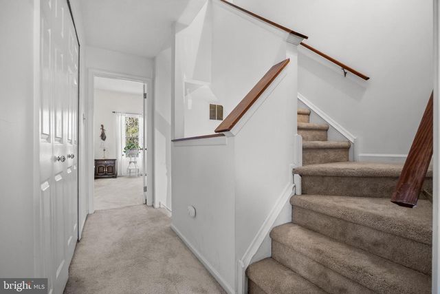 1204 VIRGINIA CT, Marlton, NJ 08053