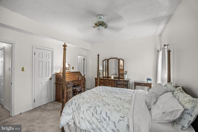 1204 VIRGINIA CT, Marlton, NJ 08053
