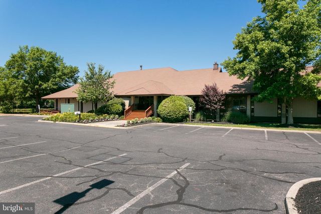 1204 VIRGINIA CT, Marlton, NJ 08053
